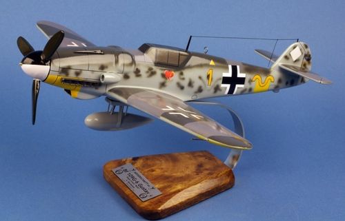 Bf-109G-6 Luftwaffe 9/.JG52 Erich Hartmann