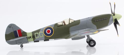 Spitfire XIV RAF, Wg Cdr. Colin Gray, Lympne