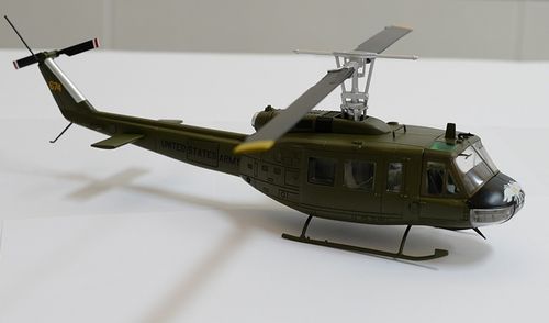 UH-1H Huey, US Army Wasp Platoon  1:48  (ca. Juli lieferbar)